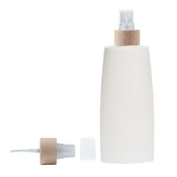 Botella Oval 400 ml HDPE Blanca con spray Traslúcido Funda Madera (24/410) - Botellas HDPE
