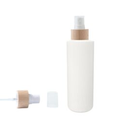 Botella 200 ml HDPE Blanco Recta con Vaporizador Blanco Funda de Madera (24/410) - Botellas HDPE