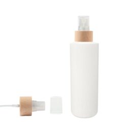 Botella 200 ml HDPE Blanco Recta con Vaporizador Traslúcido Funda de Madera (24/410) - Botellas HDPE